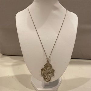 Stella & dot necklace